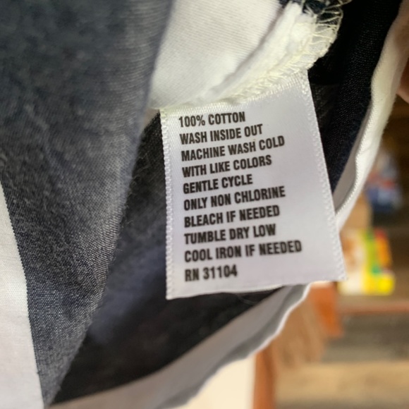 Crown& Ivy petites ruffle neck top. Worn once. - Picture 4 of 5